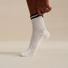 Women's Vintage Stripes Open Knit Quarter Socks